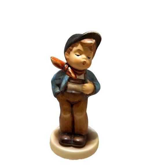 Goebel Hummel Collector Club  “Lucky Fellow” Figurine - Picture 1 of 10